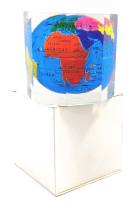 Picture of Globe Paper Weight 1